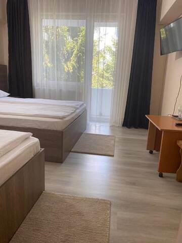 Фотографии Отель Hotel Breaza г. Бряза (Румыния) №3 Фото Отель Hotel Breaza г. Бряза 3