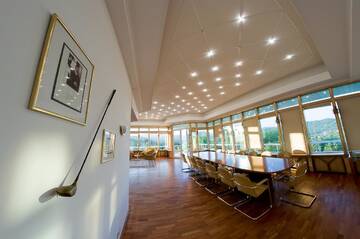 Фото номера Вилла Делюкс Курортные отели Lac de Verde - Golf&amp;Leisure Resort г. Бряза 6