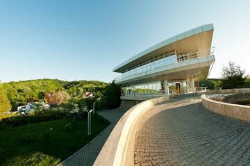 Фото номера Вилла Делюкс Курортные отели Lac de Verde - Golf&amp;Leisure Resort г. Бряза 4