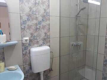 Фото номера Дом с 3 спальнями Дома для отпуска Pensiunea Mara г. Бряза 12