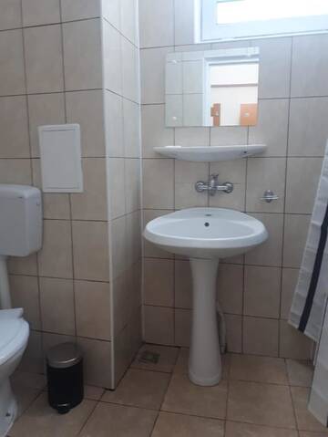 Фото номера Двухместный номер с 1 кроватью и балконом Отель Hotel Breaza г. Бряза 8