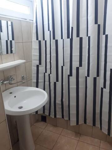 Фото номера Двухместный номер с 1 кроватью и балконом Отель Hotel Breaza г. Бряза 9